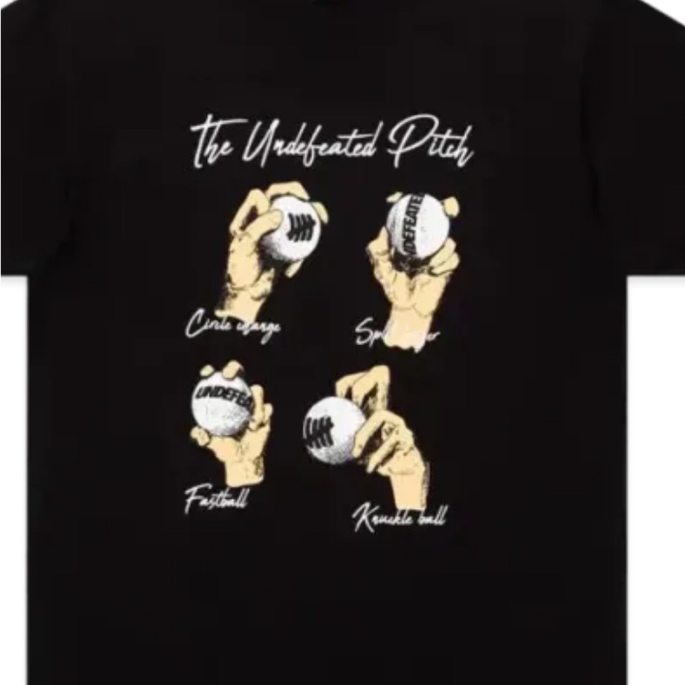 Brand new Undefeated pitch t shirt black size L